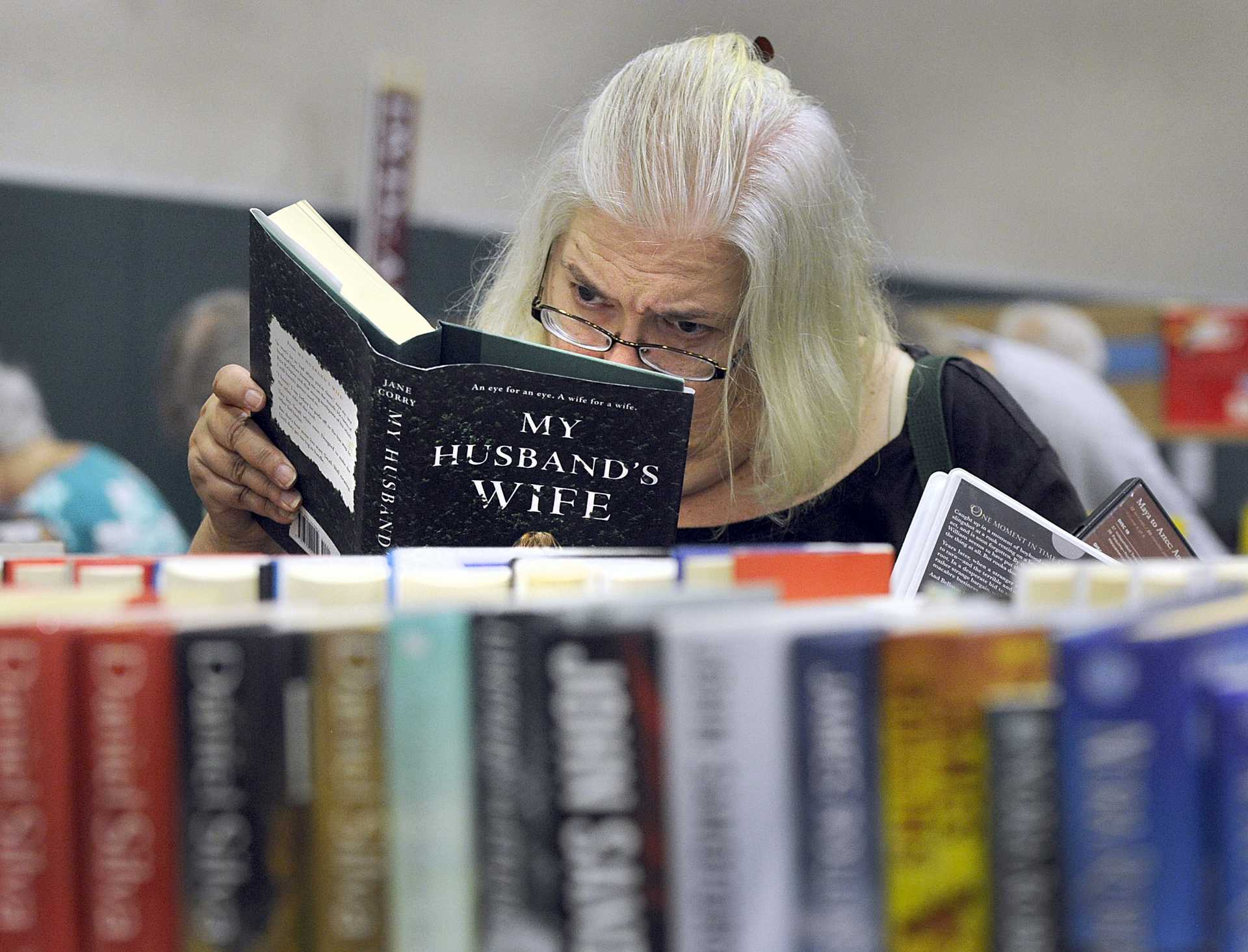 Firstcomers at the opening of the doors to the 58th Annual Mark Twain Library Book Fair. 